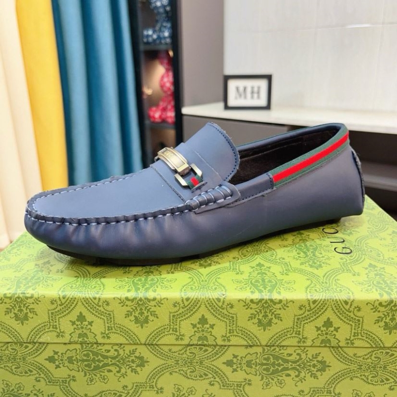 G*u*i leather shoes